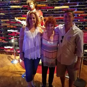 Meet your Posher, Carol